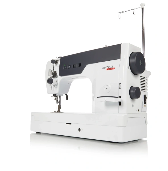 Швейная машина Bernina Bernette Straight Stitch b08 в интернет-магазине Hobbyshop.by по разумной цене