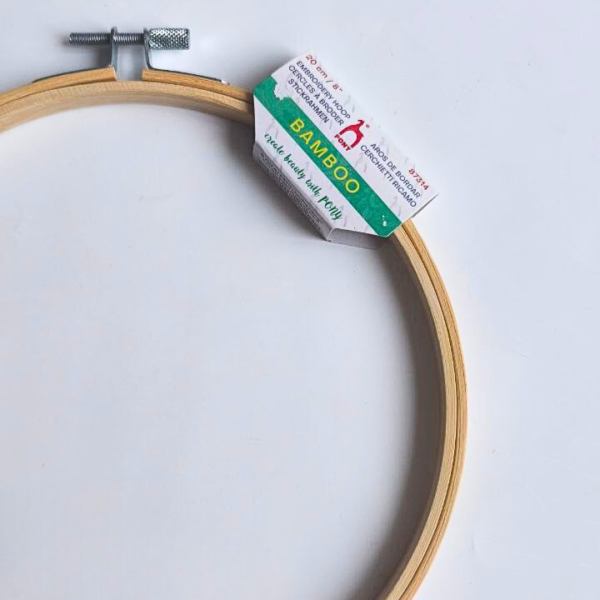 Пяльцы для вышивания из бамбука 20 см Pony 87314