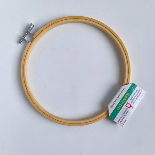 Пяльцы для вышивания из бамбука 15 см Pony 87313