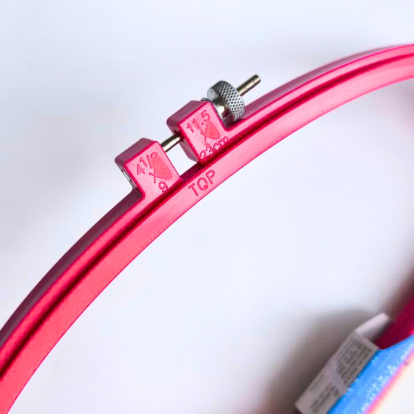 Пяльцы для вышивания овальные, пластик 23x11,5 см Pony 87405/01-05