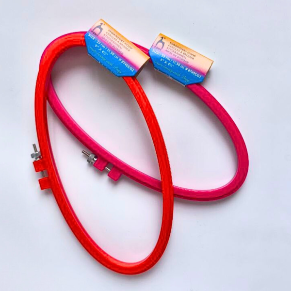 Пяльцы для вышивания овальные, пластик 23x11,5 см Pony 87405/01-05