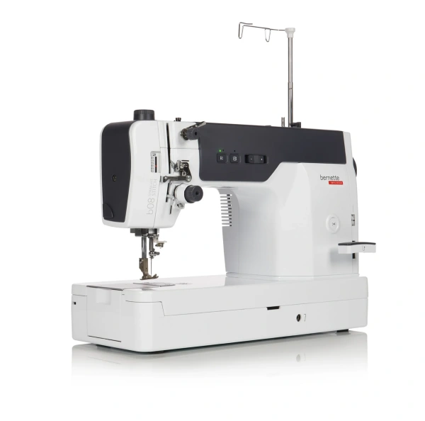 Швейная машина Bernina Bernette Straight Stitch b08